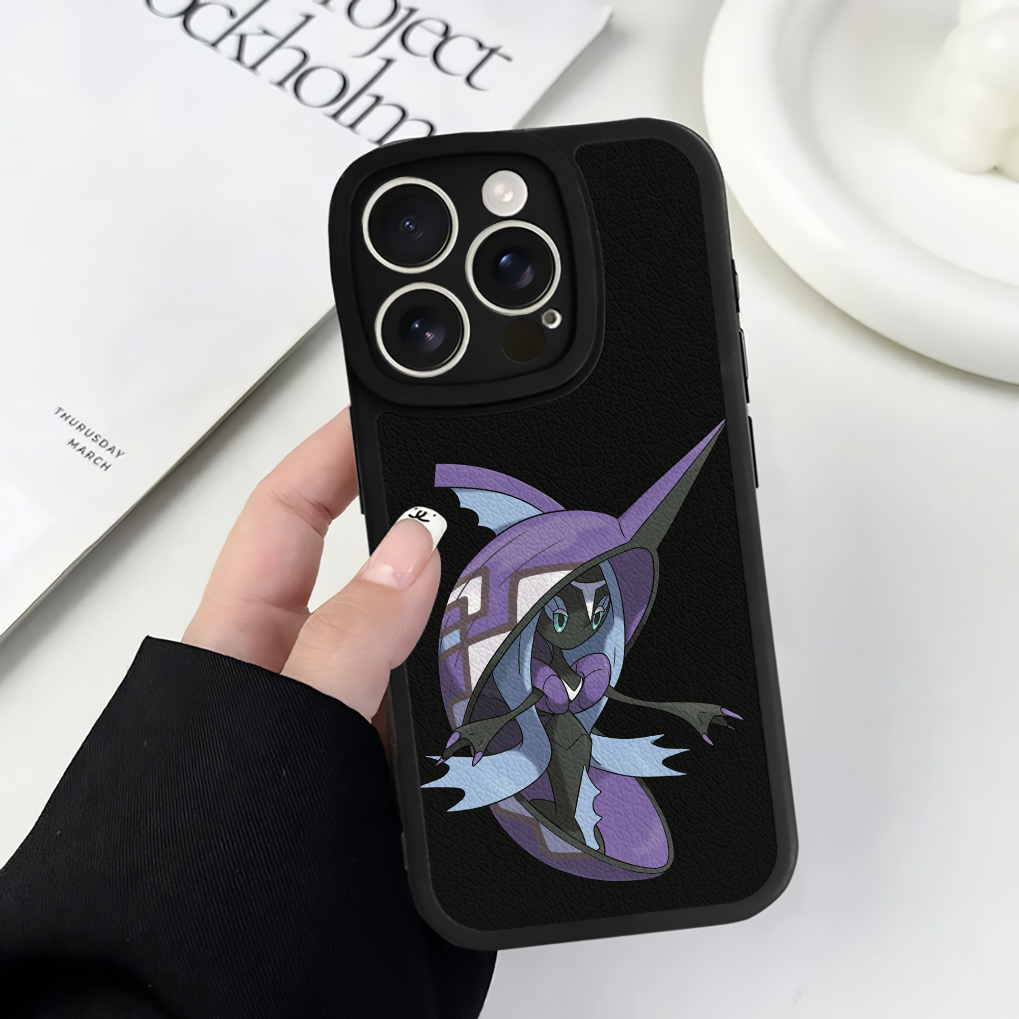 （画像用） ポケットモンスター Pokémon 【iPhone 16シリーズ対応】シリコンスマホケース（レザー調） 材質：シリコン